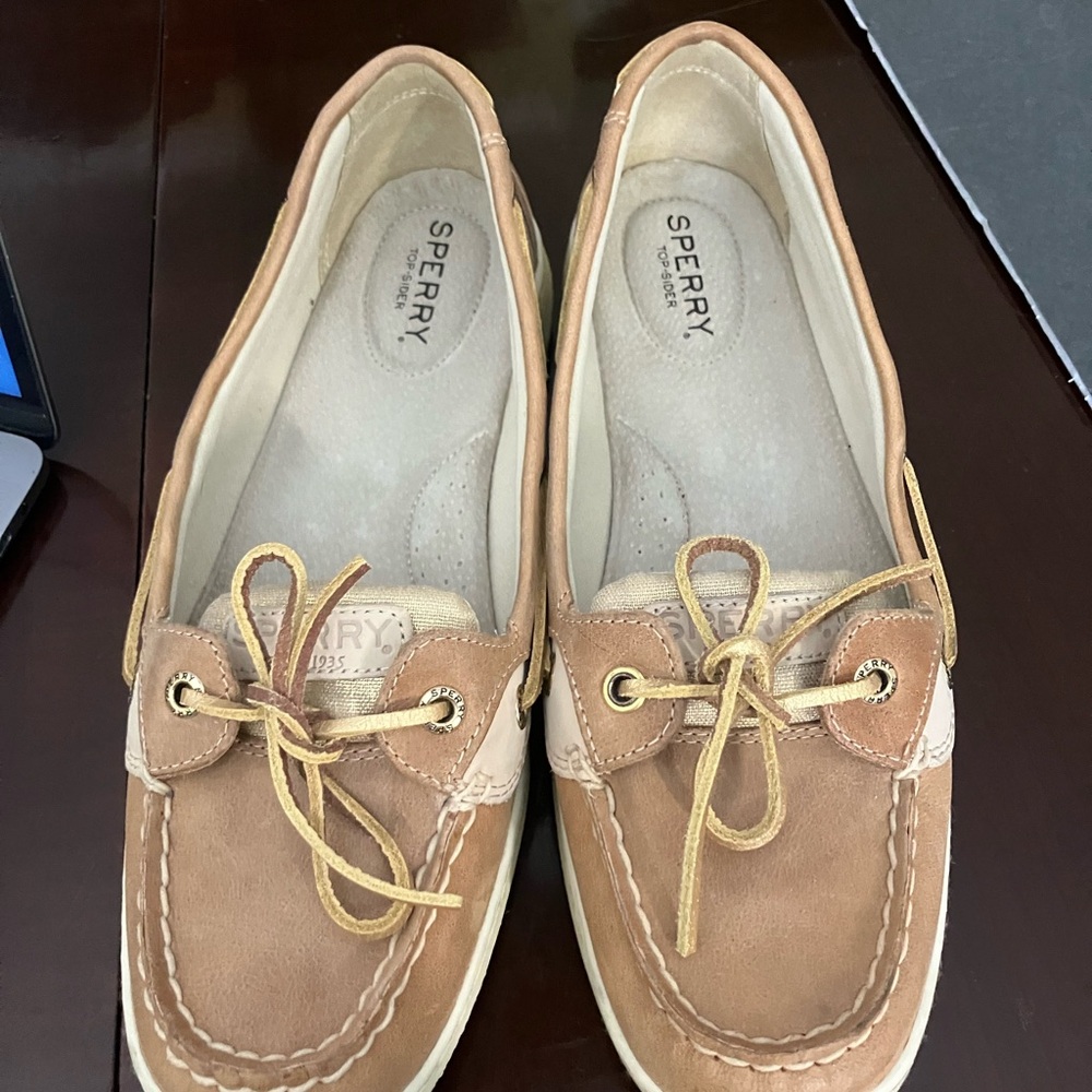 Sperry Women's Tan Boat Shoes